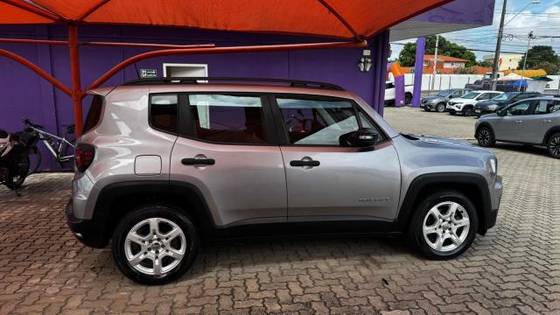 JEEP RENEGADE 1.3 T270 TURBO FLEX SPORT AT6